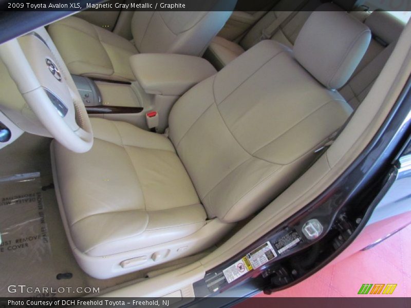 Magnetic Gray Metallic / Graphite 2009 Toyota Avalon XLS