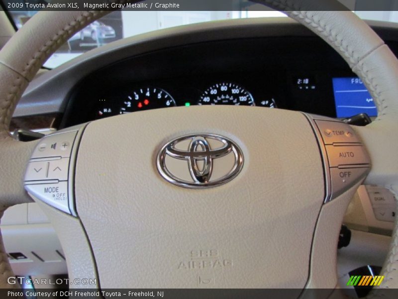 Magnetic Gray Metallic / Graphite 2009 Toyota Avalon XLS