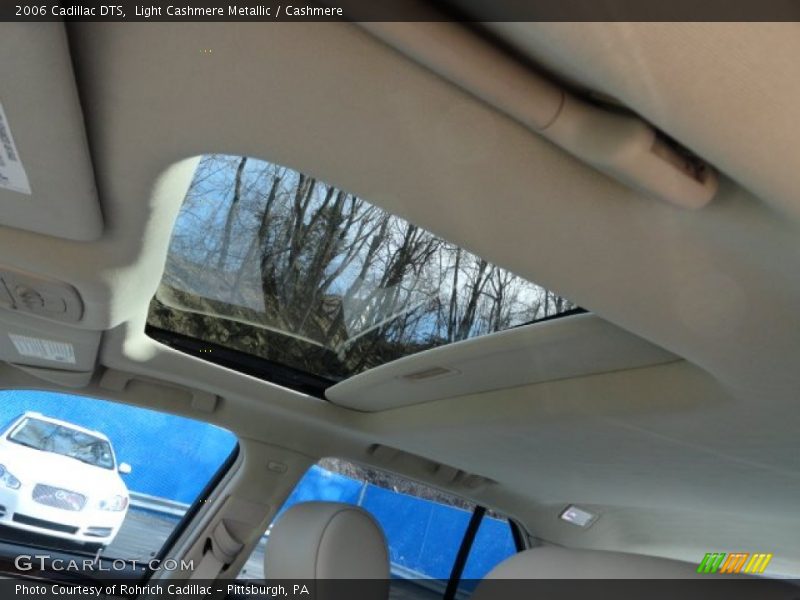Light Cashmere Metallic / Cashmere 2006 Cadillac DTS
