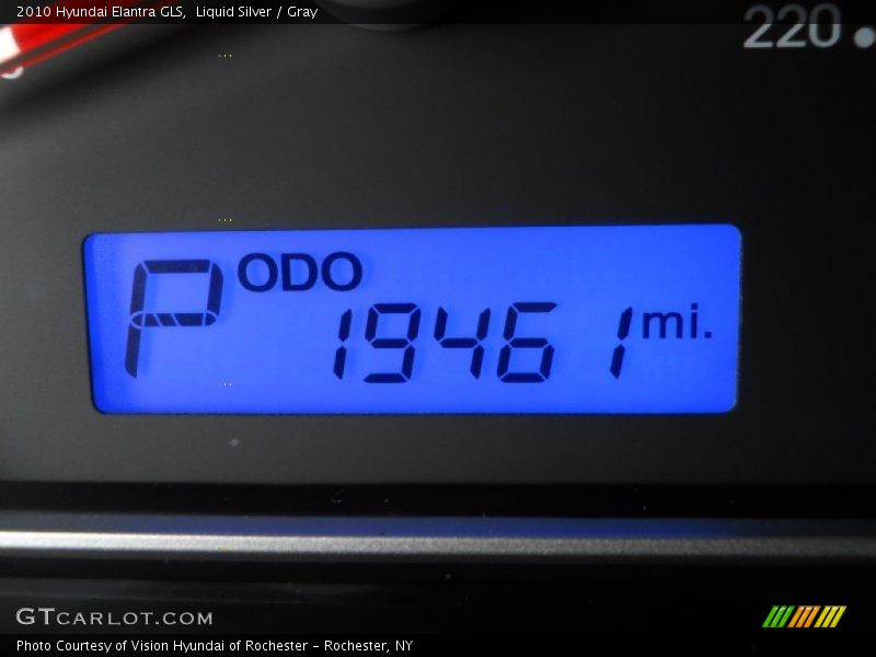 Liquid Silver / Gray 2010 Hyundai Elantra GLS