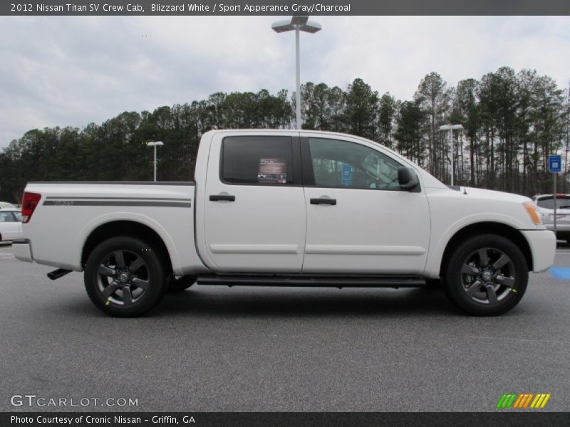 Blizzard White / Sport Apperance Gray/Charcoal 2012 Nissan Titan SV Crew Cab