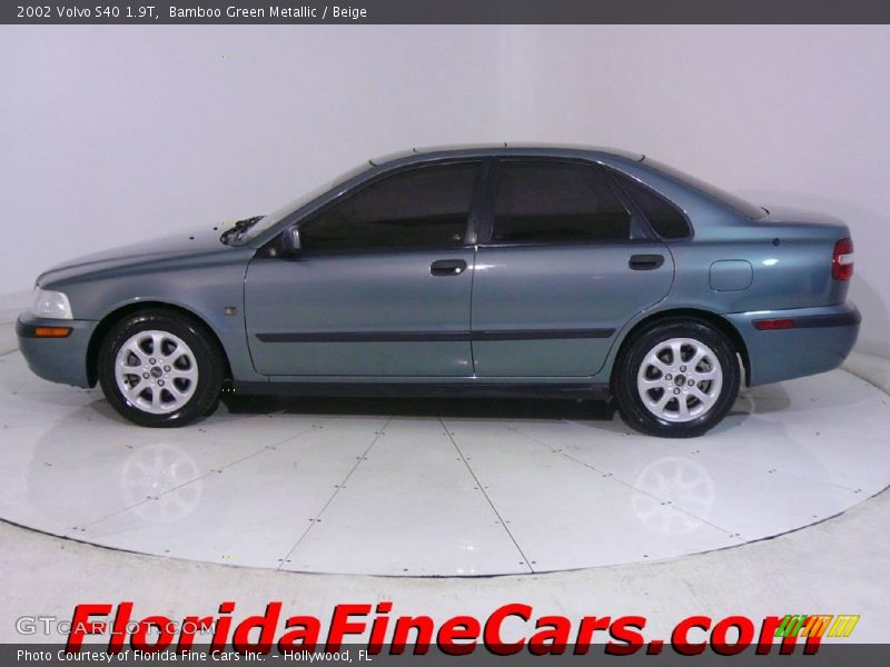 Bamboo Green Metallic / Beige 2002 Volvo S40 1.9T