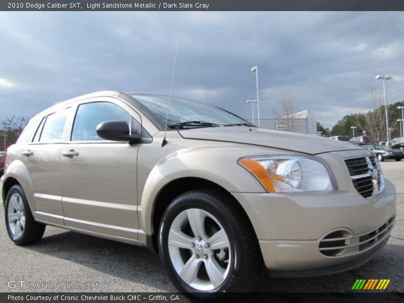 Light Sandstone Metallic / Dark Slate Gray 2010 Dodge Caliber SXT