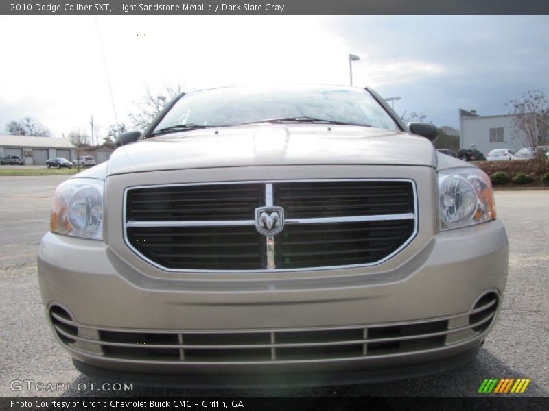 Light Sandstone Metallic / Dark Slate Gray 2010 Dodge Caliber SXT