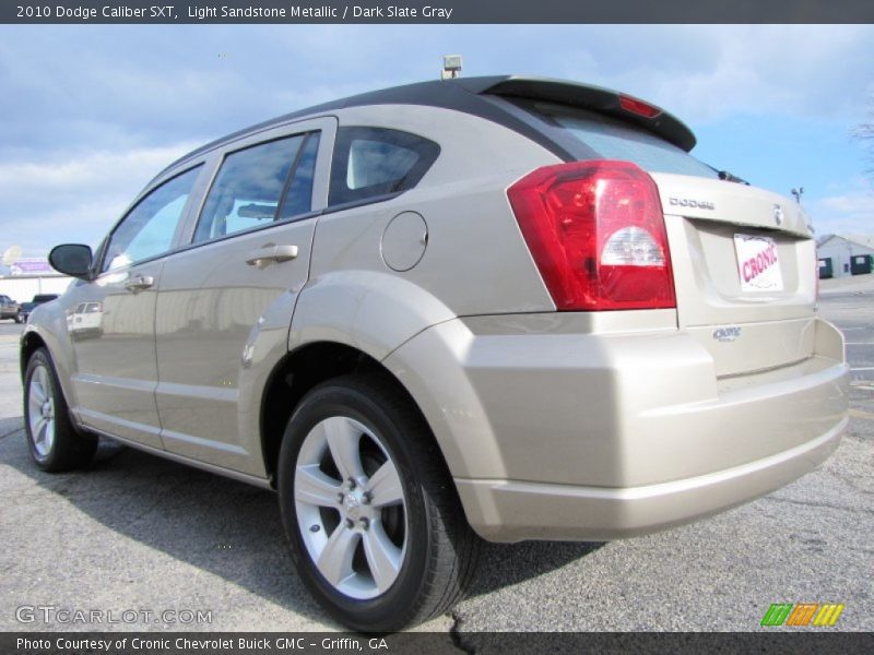 Light Sandstone Metallic / Dark Slate Gray 2010 Dodge Caliber SXT