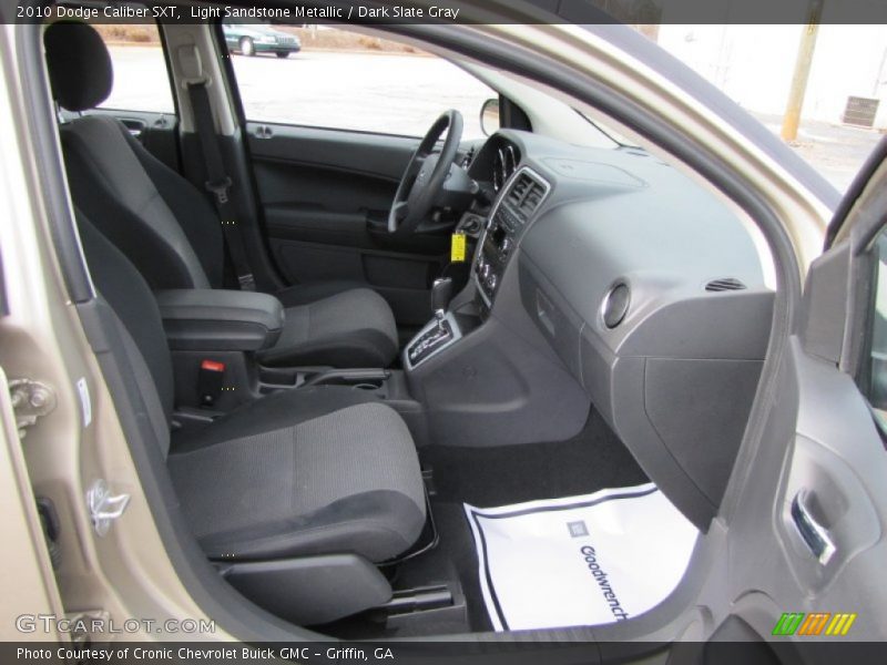 Light Sandstone Metallic / Dark Slate Gray 2010 Dodge Caliber SXT