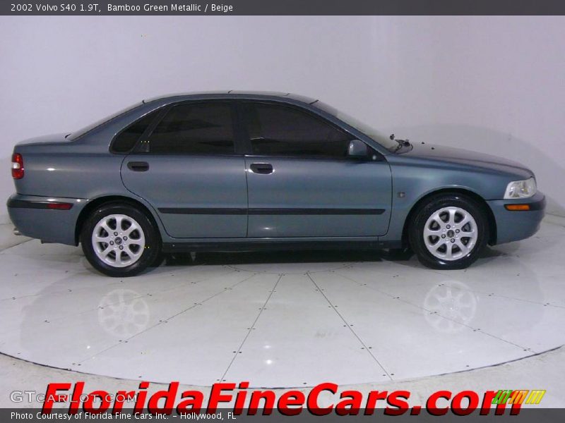 Bamboo Green Metallic / Beige 2002 Volvo S40 1.9T