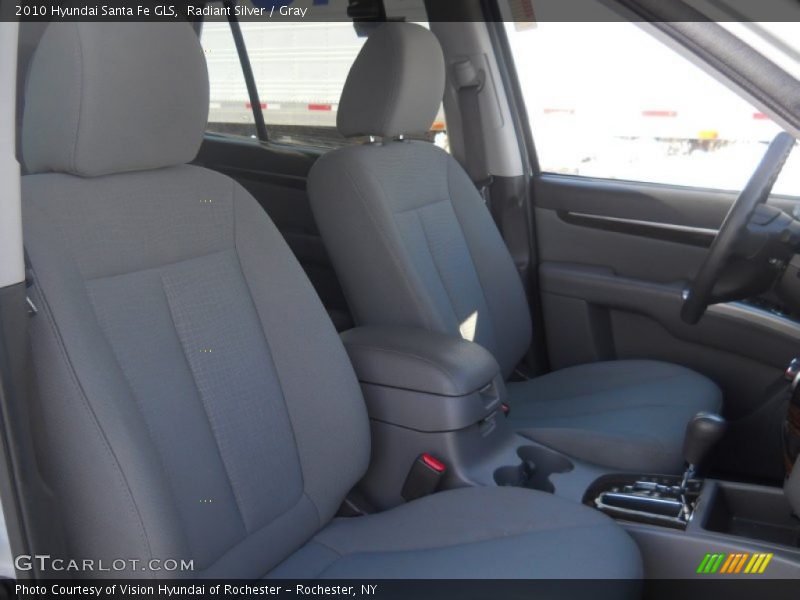 Radiant Silver / Gray 2010 Hyundai Santa Fe GLS