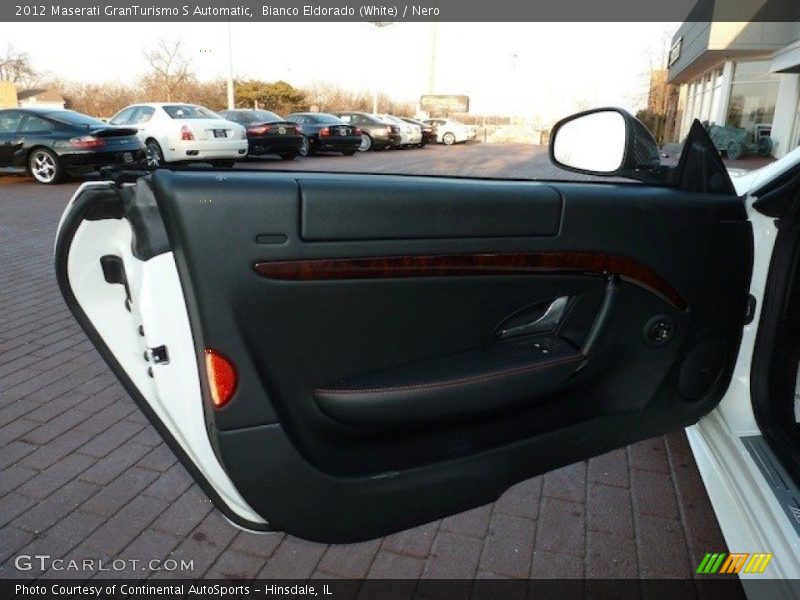 Door Panel of 2012 GranTurismo S Automatic