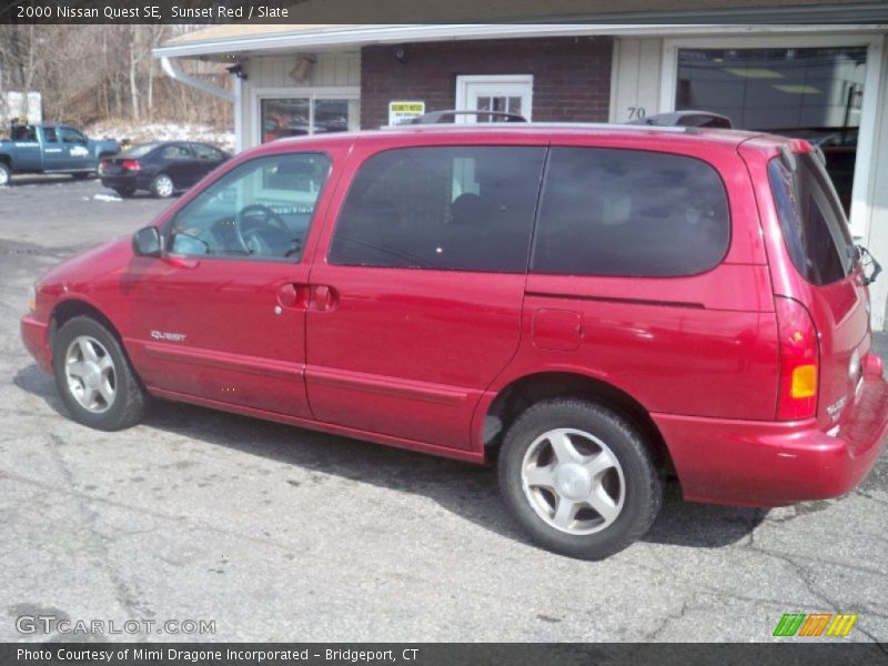 Sunset Red / Slate 2000 Nissan Quest SE