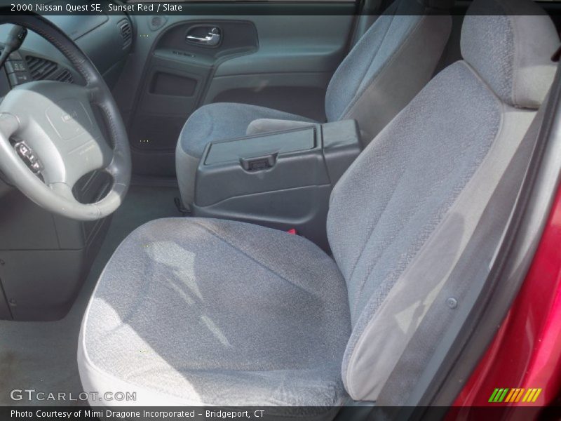 Sunset Red / Slate 2000 Nissan Quest SE