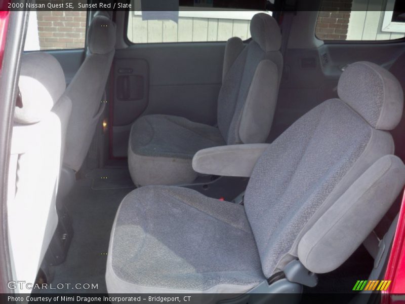 Sunset Red / Slate 2000 Nissan Quest SE