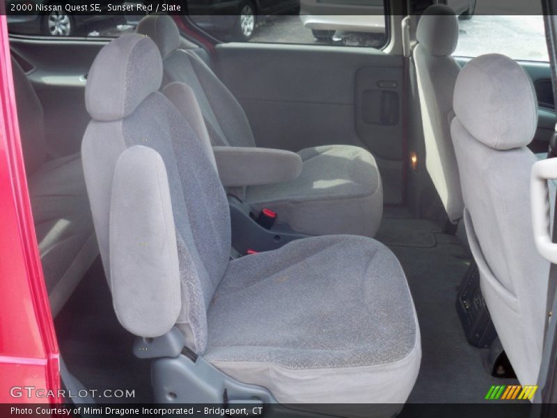Sunset Red / Slate 2000 Nissan Quest SE