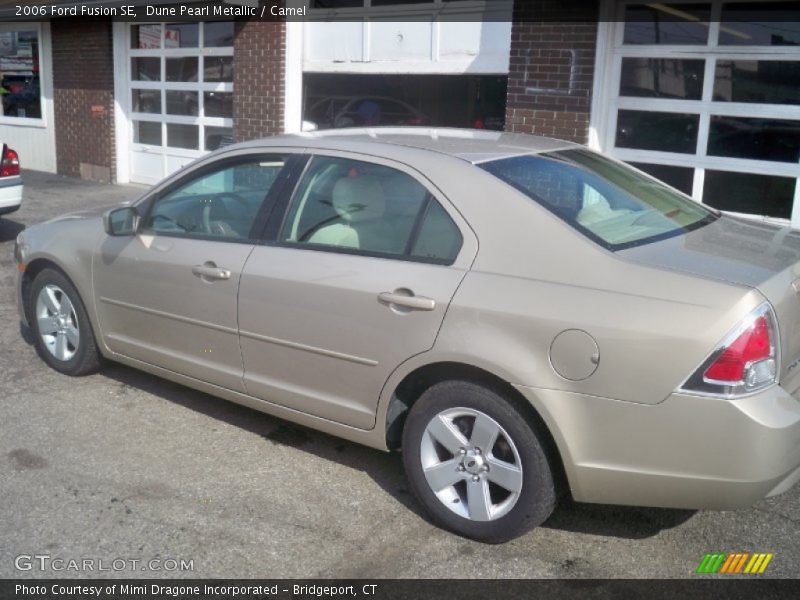 Dune Pearl Metallic / Camel 2006 Ford Fusion SE