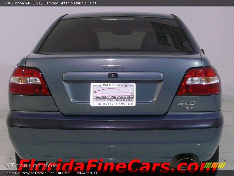Bamboo Green Metallic / Beige 2002 Volvo S40 1.9T