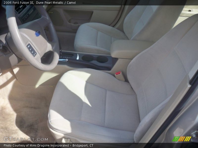 Dune Pearl Metallic / Camel 2006 Ford Fusion SE