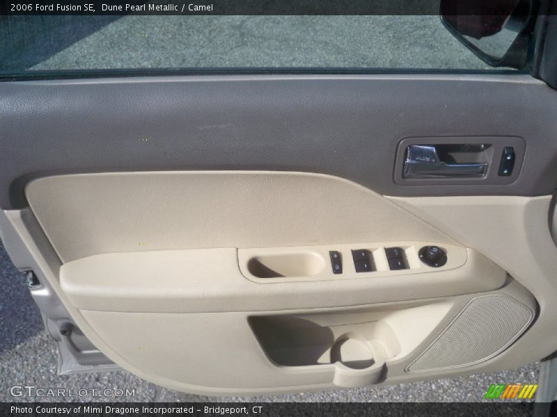 Dune Pearl Metallic / Camel 2006 Ford Fusion SE