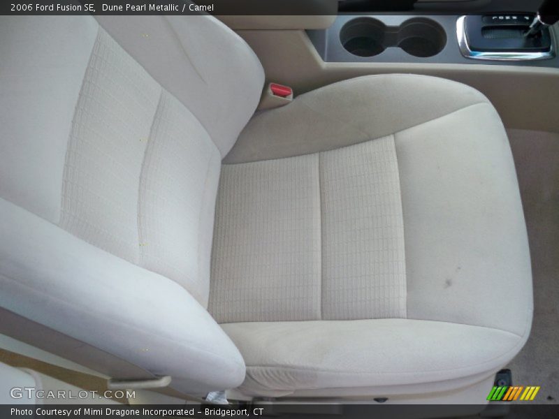 Dune Pearl Metallic / Camel 2006 Ford Fusion SE
