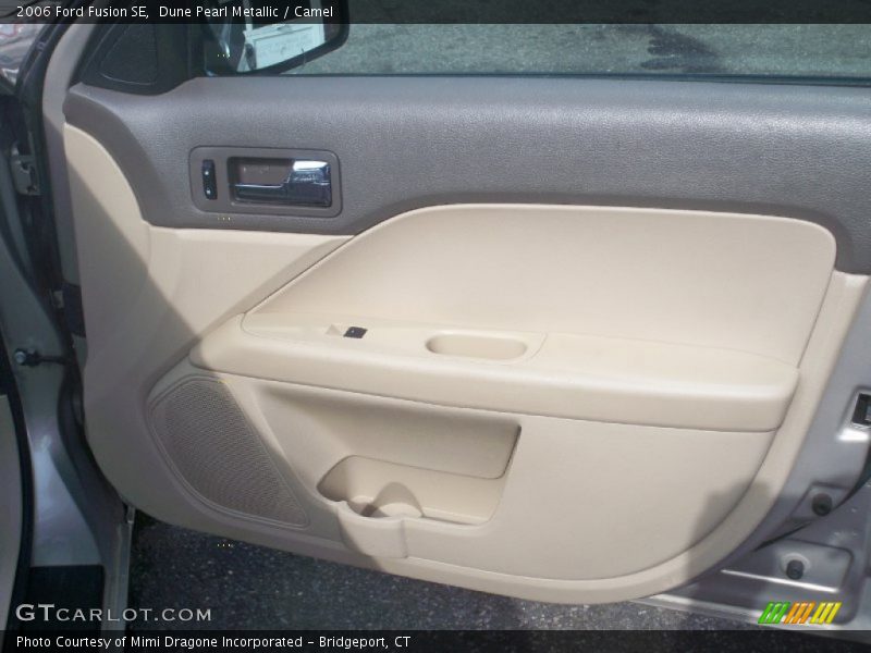 Dune Pearl Metallic / Camel 2006 Ford Fusion SE