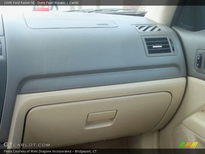 Dune Pearl Metallic / Camel 2006 Ford Fusion SE