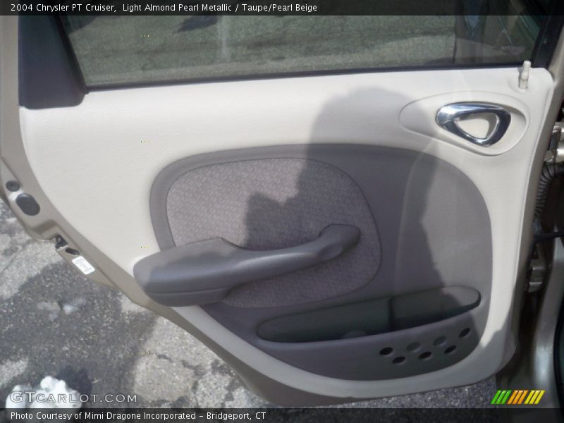 Light Almond Pearl Metallic / Taupe/Pearl Beige 2004 Chrysler PT Cruiser