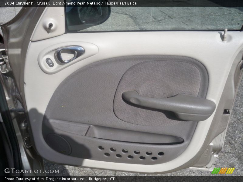 Light Almond Pearl Metallic / Taupe/Pearl Beige 2004 Chrysler PT Cruiser