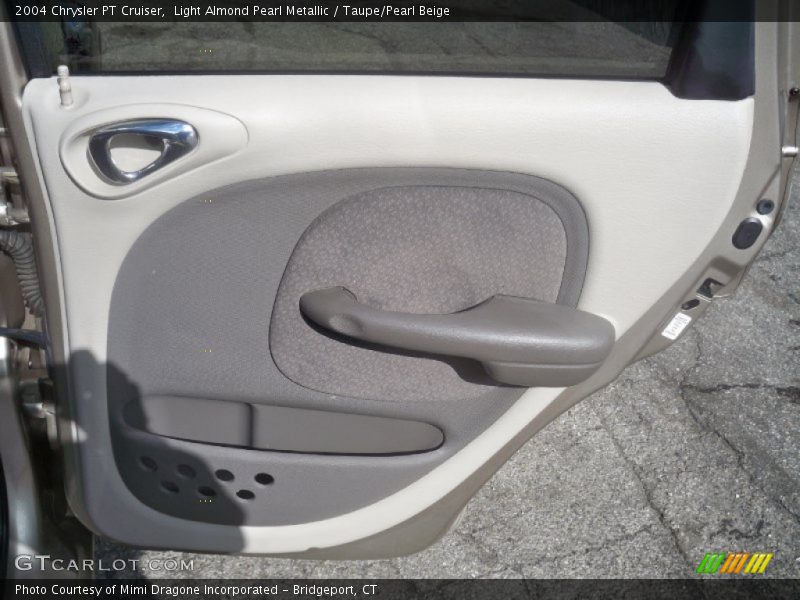 Light Almond Pearl Metallic / Taupe/Pearl Beige 2004 Chrysler PT Cruiser
