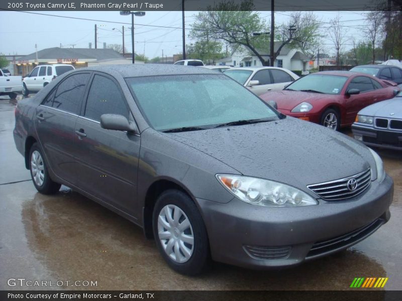 Phantom Gray Pearl / Taupe 2005 Toyota Camry LE