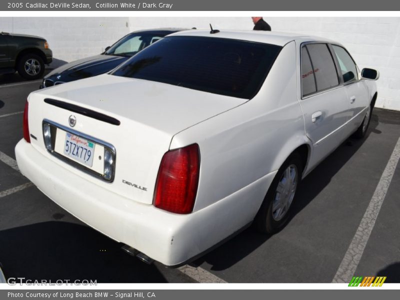 Cotillion White / Dark Gray 2005 Cadillac DeVille Sedan