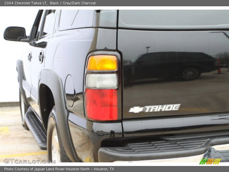 Black / Gray/Dark Charcoal 2004 Chevrolet Tahoe LT