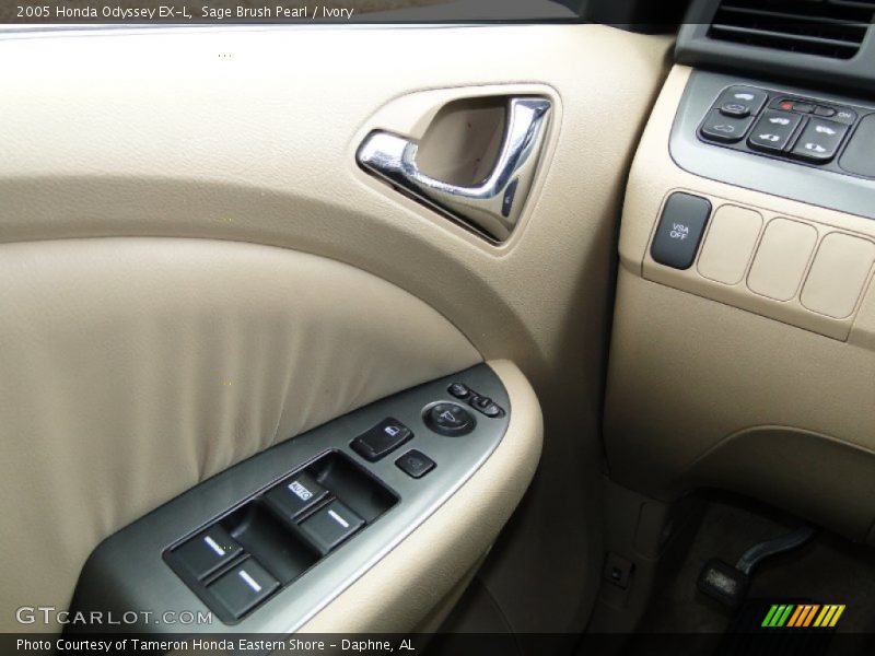 Sage Brush Pearl / Ivory 2005 Honda Odyssey EX-L