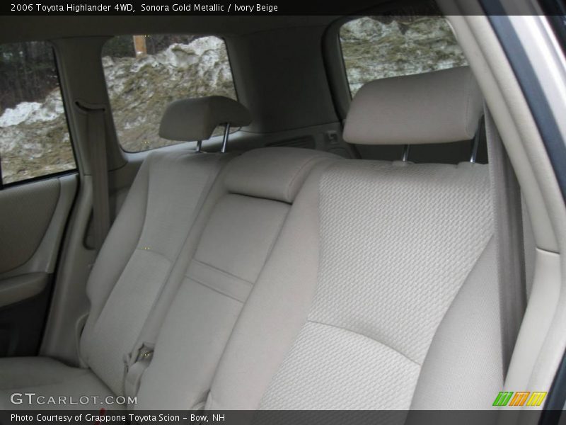 Sonora Gold Metallic / Ivory Beige 2006 Toyota Highlander 4WD