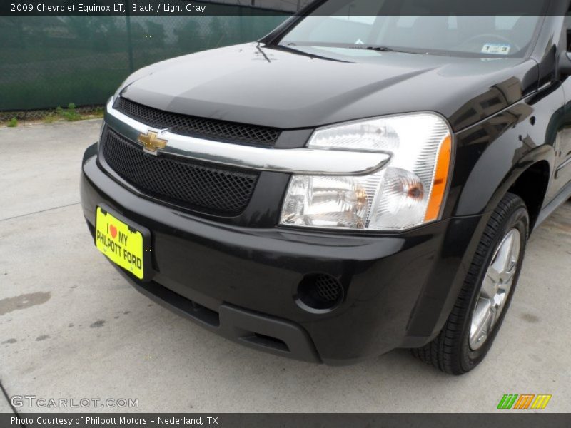 Black / Light Gray 2009 Chevrolet Equinox LT
