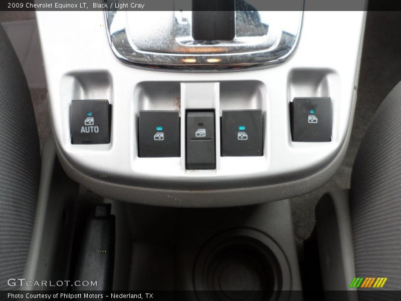 Black / Light Gray 2009 Chevrolet Equinox LT