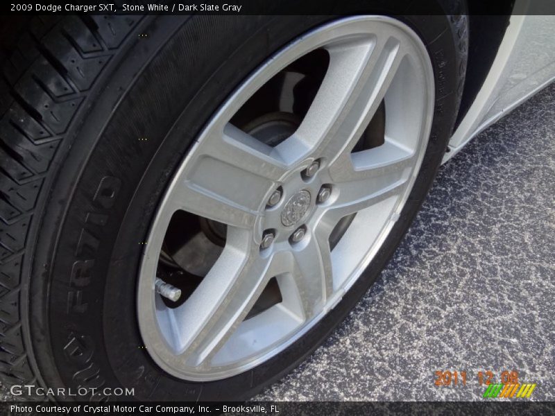 Stone White / Dark Slate Gray 2009 Dodge Charger SXT