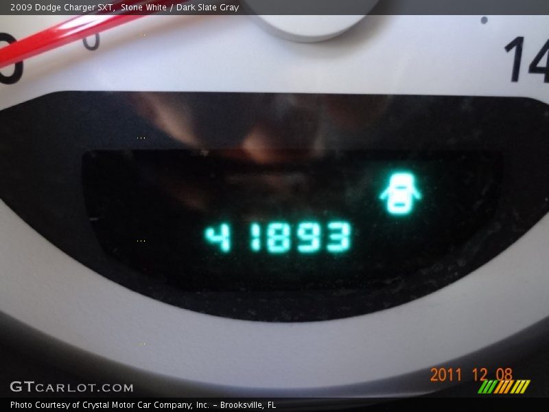 Stone White / Dark Slate Gray 2009 Dodge Charger SXT