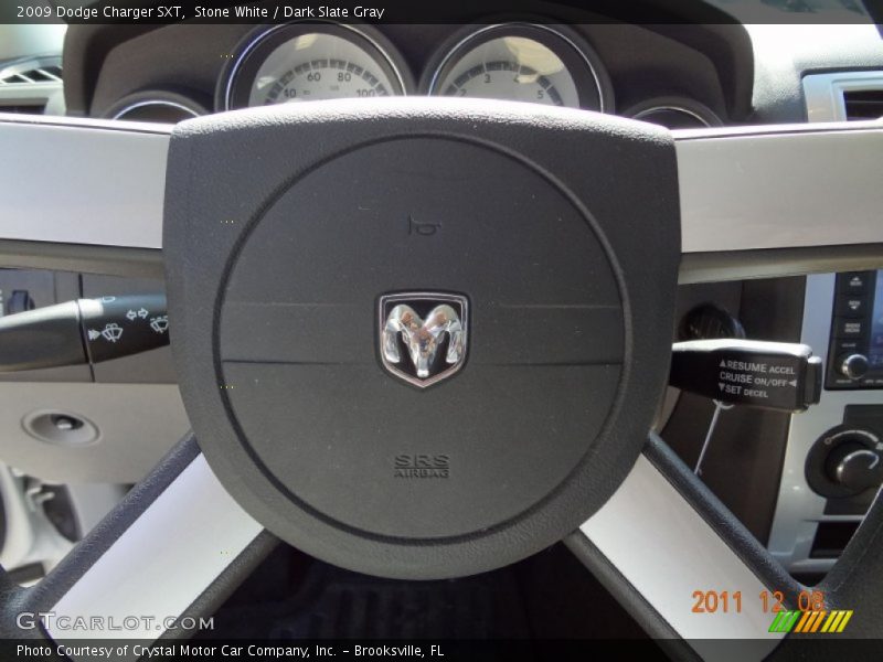 Stone White / Dark Slate Gray 2009 Dodge Charger SXT
