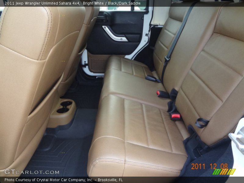 Bright White / Black/Dark Saddle 2011 Jeep Wrangler Unlimited Sahara 4x4