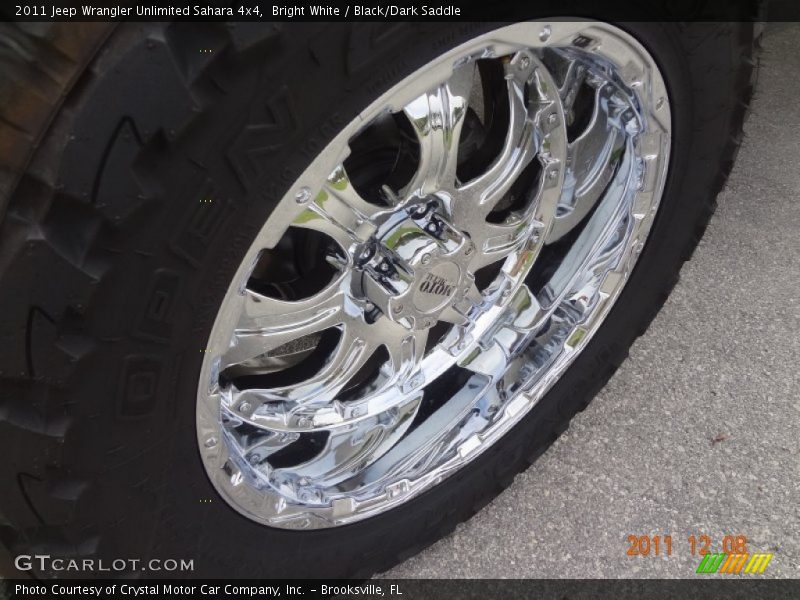 Bright White / Black/Dark Saddle 2011 Jeep Wrangler Unlimited Sahara 4x4