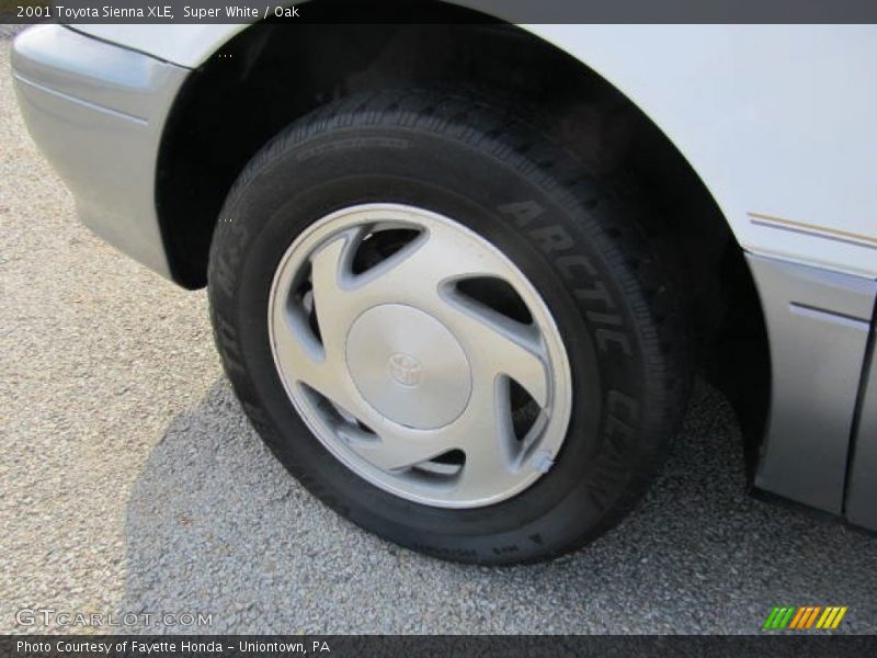  2001 Sienna XLE Wheel