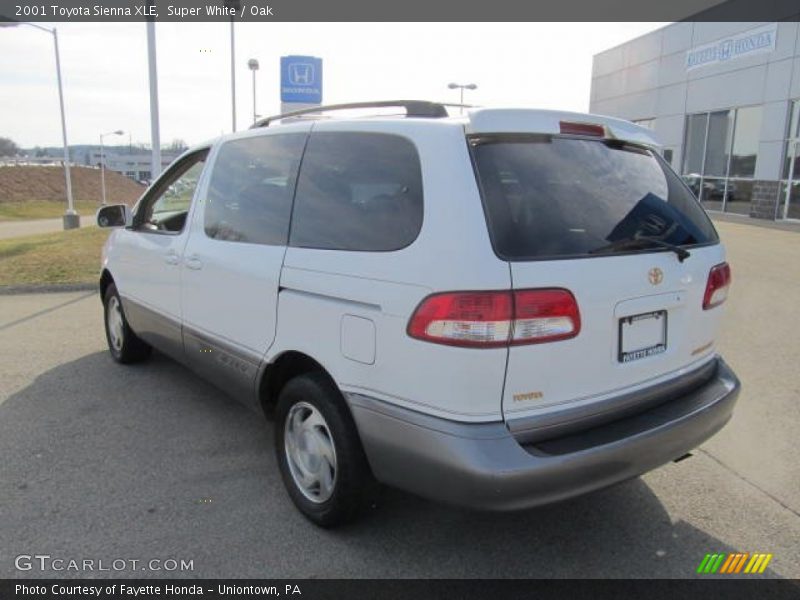 Super White / Oak 2001 Toyota Sienna XLE