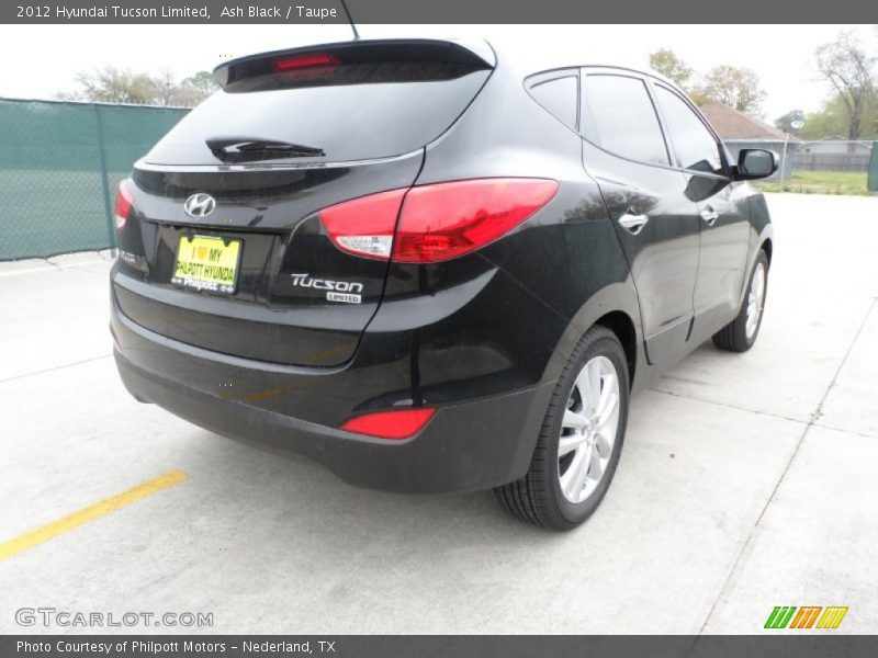Ash Black / Taupe 2012 Hyundai Tucson Limited