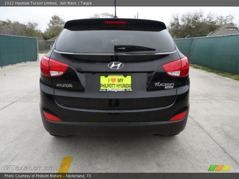 Ash Black / Taupe 2012 Hyundai Tucson Limited