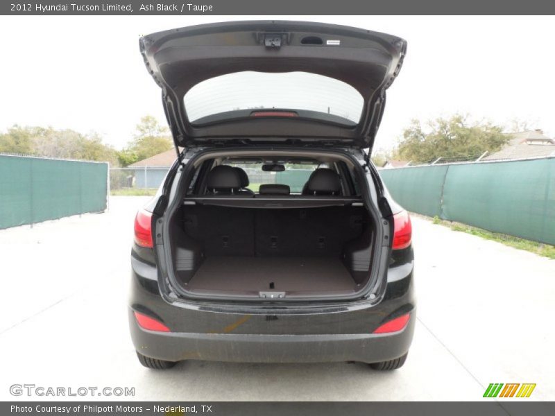 Ash Black / Taupe 2012 Hyundai Tucson Limited