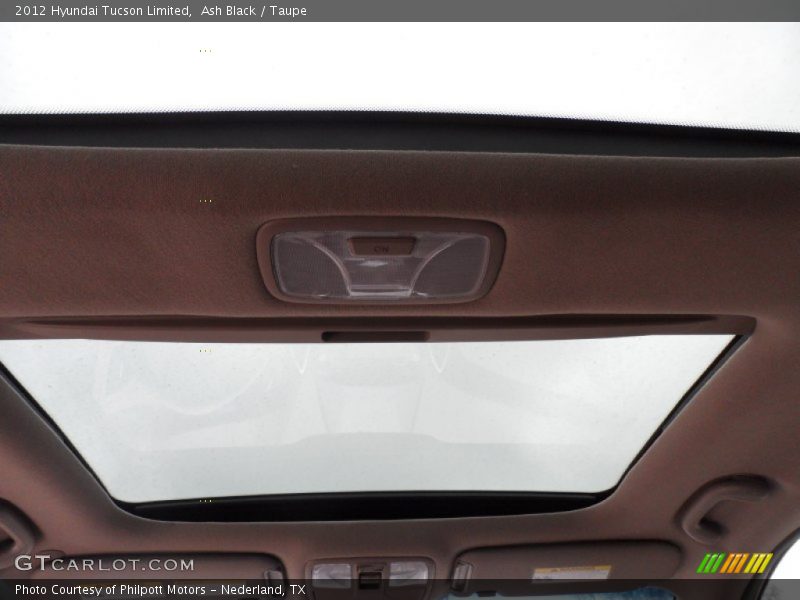 Ash Black / Taupe 2012 Hyundai Tucson Limited