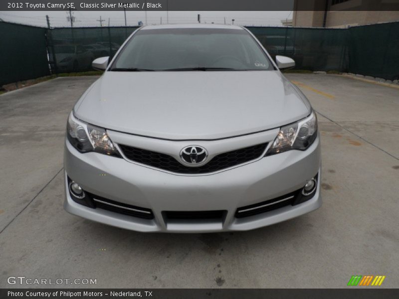 Classic Silver Metallic / Black 2012 Toyota Camry SE