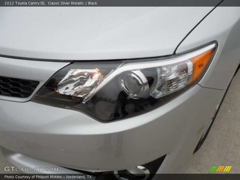 Classic Silver Metallic / Black 2012 Toyota Camry SE