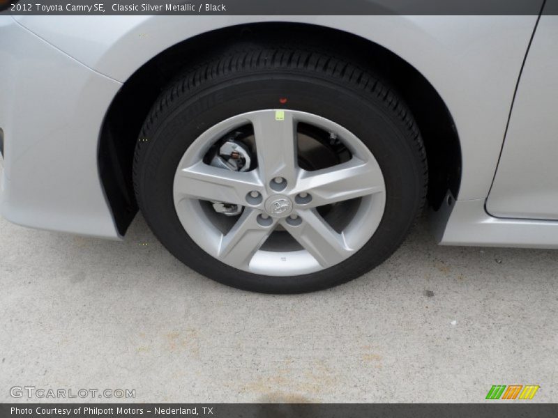Classic Silver Metallic / Black 2012 Toyota Camry SE
