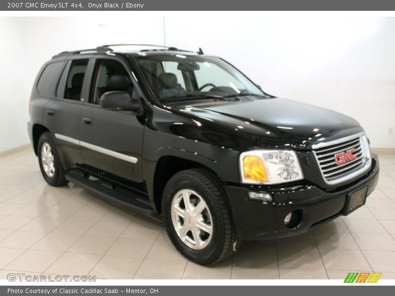 Front 3/4 View of 2007 Envoy SLT 4x4
