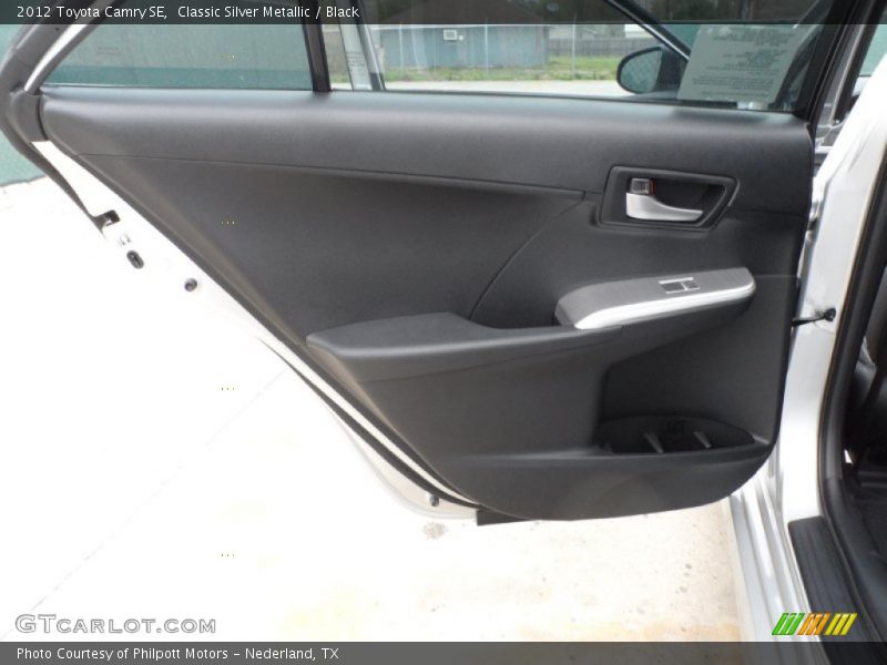 Classic Silver Metallic / Black 2012 Toyota Camry SE